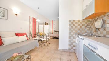 Apartment | Private kitchen | Highchair
