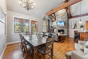 Interior - Westridge Ski-In/Ski-Out with Private Hot Tub (Breckenridge)