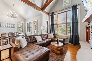 TV, fireplace, offices - Westridge Ski-In/Ski-Out with Private Hot Tub (Breckenridge)