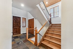 Interior - Westridge Ski-In/Ski-Out with Private Hot Tub (Breckenridge)