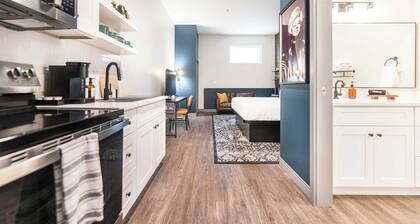 Etta James-Inspired Stay | Elegant & Walkable
