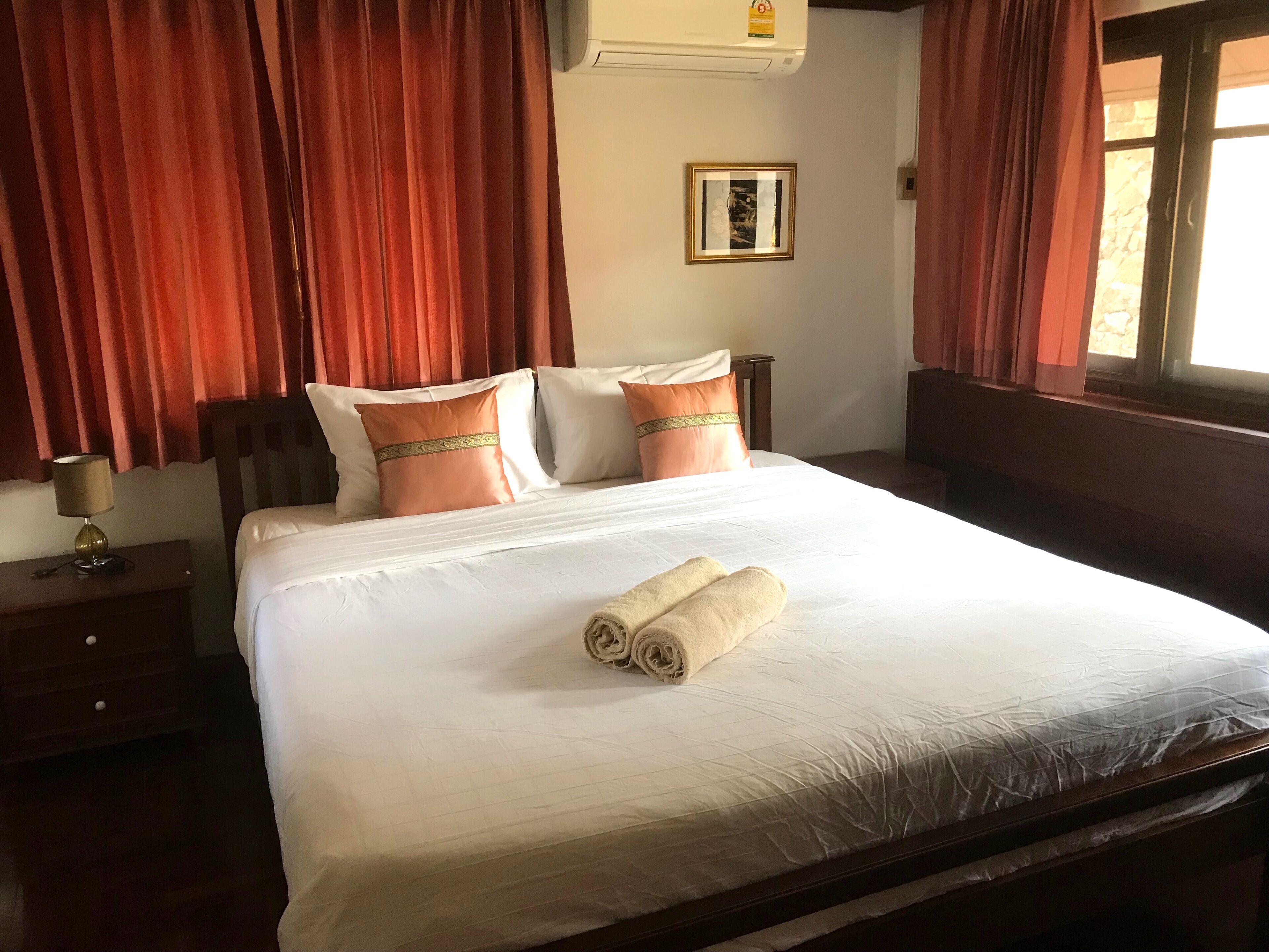 3 多间卧室、客房内保险箱、熨斗/熨衣板、WiFi