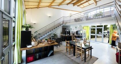 Studio 2 People Superior Air-conditioned