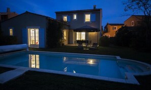 Indoor pool, outdoor pool - 4 Room Villa 8 People Swimming Pool - Estate (Saint-Saturnin-les-Apt)
