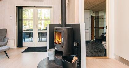 6 Person Holiday Home in Ansager