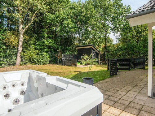 6 Person Holiday Home in Ansager