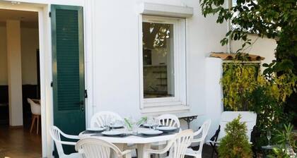 Villa Les Muguets 3 min From Beach