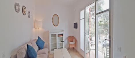 Apartment | Living room
