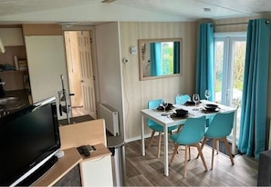 Dining - Beautiful, modern mobile home "Dolce Vita" in Renesse at Camping de Brem (Renesse)