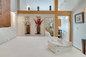 1 bedroom, iron/ironing board, free WiFi, bed sheets