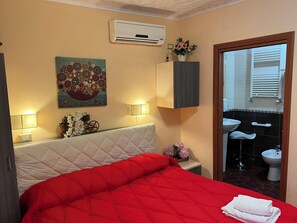 Deluxe Triple Room, City View - Golden Dreams B&B (Reggio Calabria)