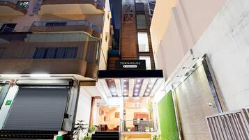House | Exterior