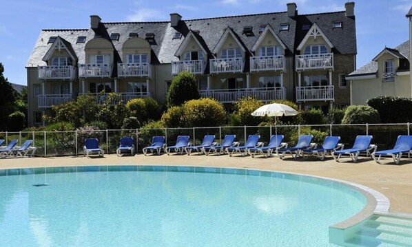 Outdoor pool - 3 Room Apartment 6 People - Comfort (Fouesnant)