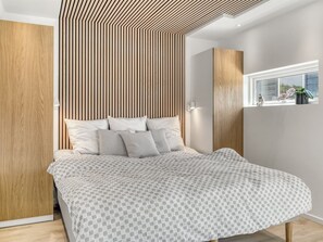 4 bedrooms, internet