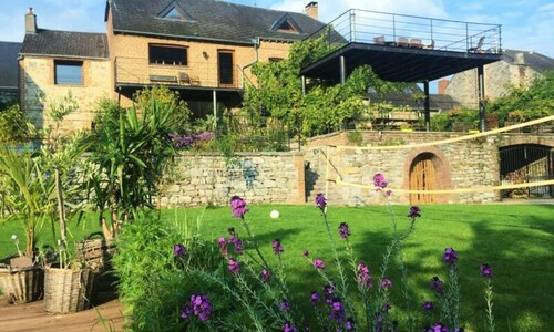 G[?]aete de France 12 People