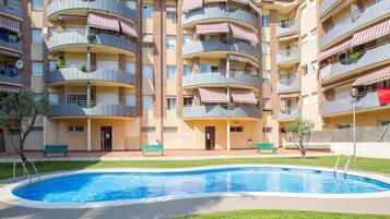 Apartamento | Piscina | Una piscina al aire libre