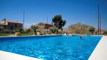 Apartment | Pool | Outdoor pool
