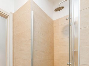 Apartment | Bilik Mandi | Pengering rambut 