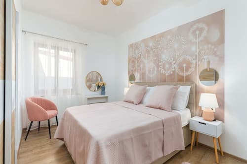 Appartement | 1 chambre, fer et planche à repasser