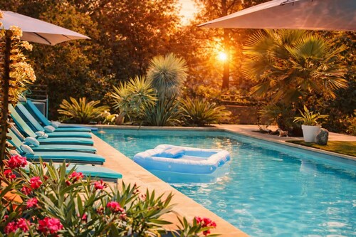 Comfortable flat – Swimming pool, boules court & peaceful setting in Pertuis