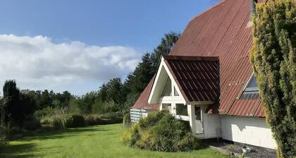 Peaceful renovated cottage by the fjord