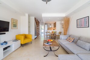 Smart TV - Apartment in Pasito Blanco near Private Beach (San Bartolomé de Tirajana)