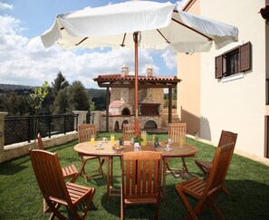 Villa | Balcony - Attractive Villa With Private Pool (Rethymno)