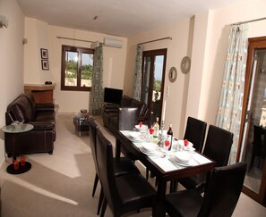 Villa | Dining - Attractive Villa With Private Pool (Rethymno)