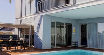 Entire family home with big pool