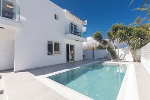 Villa, 2 Bedrooms, Private Pool, Garden View | Pool