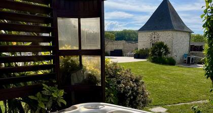 L'Agapanthe, avec accĂšs piscine et jacuzzi