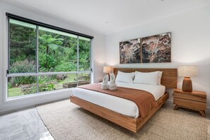 4 chambres, fer et planche à repasser, Wi-Fi gratuit, draps fournis