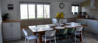 Resting place with swimming pool, garden, BBKA. Fluvial Beach. Toledo and Puy Du Fou