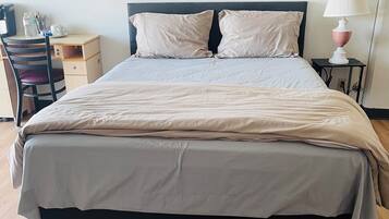 1 bedroom, WiFi, bed sheets