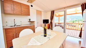Unclassified image, 4 of 18, button - Wonderful private villa for 4 people with A/C, WIFI, TV, terrace and pets allowed (Vodice)