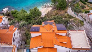 Exterior - Lovely apartment for 4 people with WIFI, A/C, TV and patio (Podstrana)