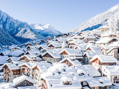 Beautiful apartment for 4 people with WIFI and TV