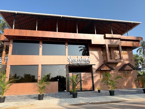 Fachada de la propiedad