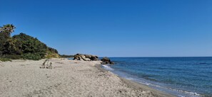 Beach - Apartment in residence with two swimming pools 100m from the beach (Linguizzetta)