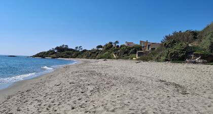 Appartement dans résidence avec deux piscines à 100m de la plage