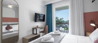 Beachfront Oasis by Luxlikehome