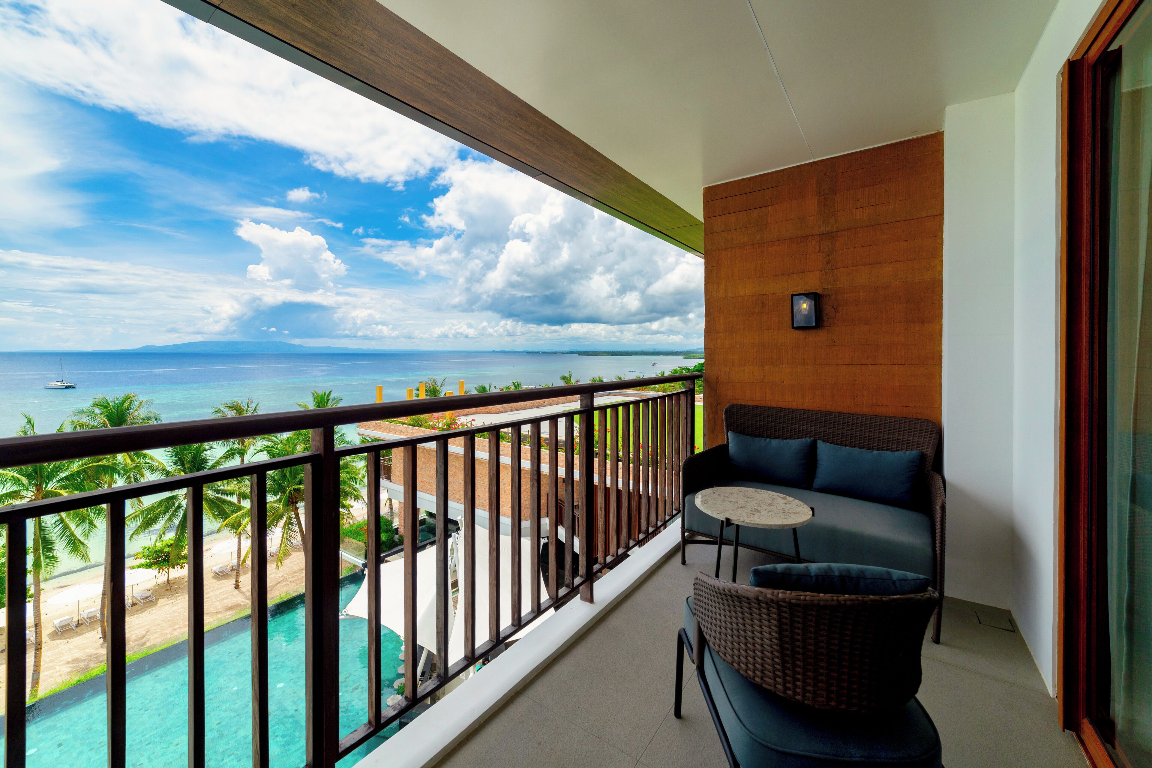 Zimmer (Lantaw Ocean 50qm) | Zimmersafe, Schreibtisch, Verdunkelungsvorhänge, Bügeleisen/Bügelbrett