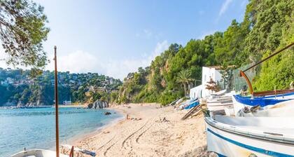 Villa in Spain Near Cala Canyelles Beach
