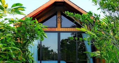 Lush Inn Phuket