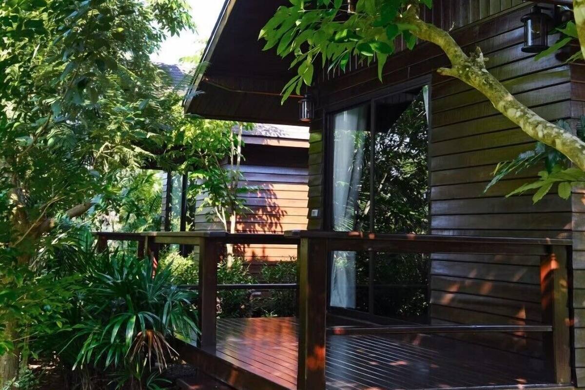 Waterfall Side Chalet | โต๊ะทำงาน, พื้นที่ทำงานแบบใช้แล็ปท็อป, Wi-Fi ฟรี