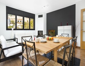 Villa | Dining - Villa in Costa Brava Near Cala Canyelles Beach (Lloret de Mar)