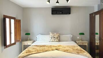 3 dormitorios, tabla de planchar con plancha, wifi y ropa de cama