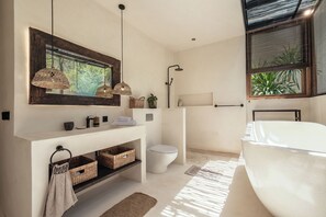 Bathroom - New 3 Bedroom Luxury Villa - Pool and Rooftop with Ocean View (Bali)