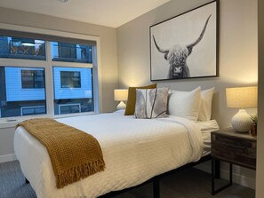 3 habitaciones, tabla de planchar con plancha, cuna de viaje y wifi 