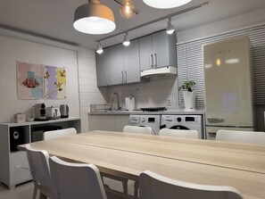 Microwave, oven, stovetop, dishwasher